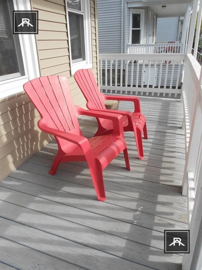 Foto del edificio - 4 bedroom in Brighton MA 02135
