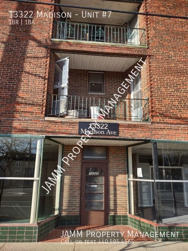 13322 Madison Ave Unit 7, Lakewood, OH 44107 Room for Rent in