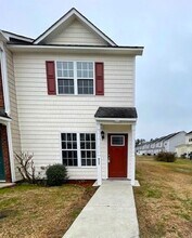 Building Photo - 911 Springwood Dr