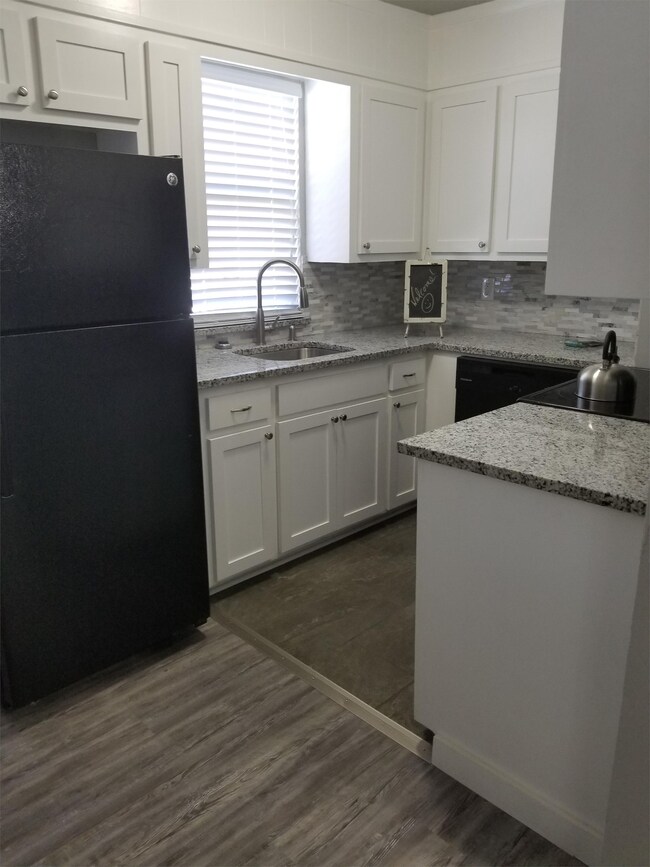 Foto del edificio - 200 NE 14th St