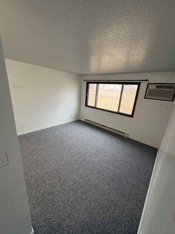 Foto del edificio - 306 S 2nd St