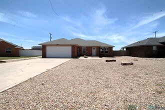 Building Photo - 125 Sombrero Rd