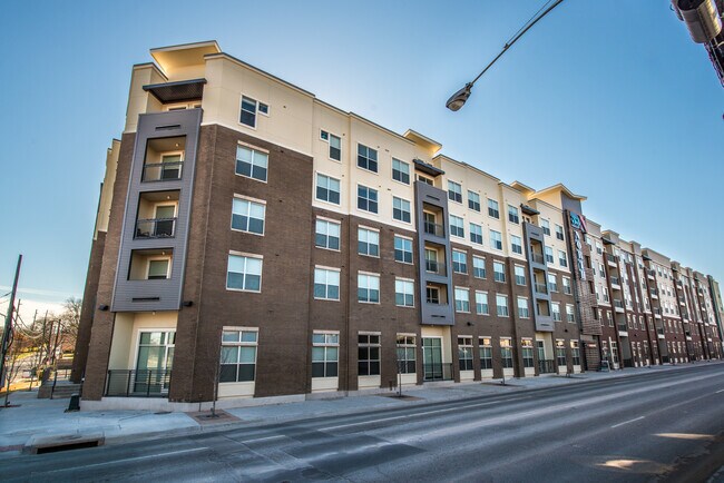 33 North Apartments Denton, TX