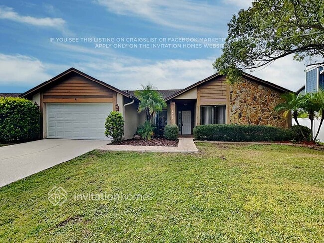 Building Photo - 3922 Dunaire Dr