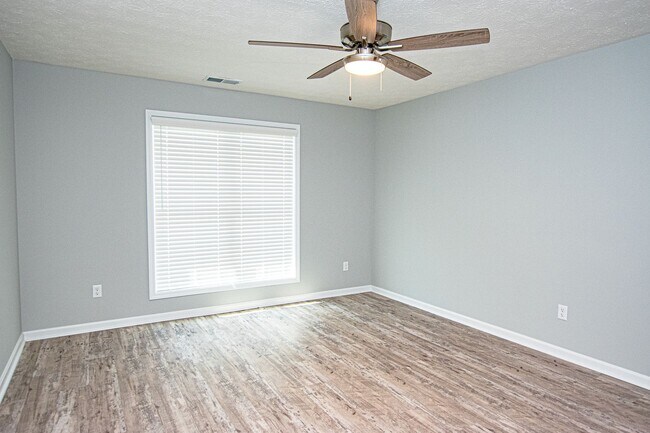 Foto del edificio - 506 Eagle Pointe Dr