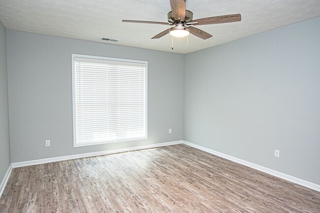 Photo - 506 Eagle Pointe Dr Apartment