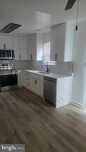 Building Photo - 4210 Drake Ct