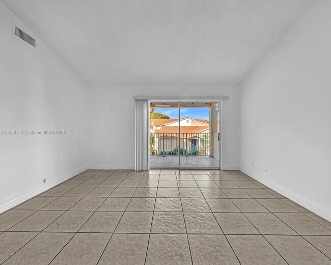Building Photo - 15770 SW 106th Terrace