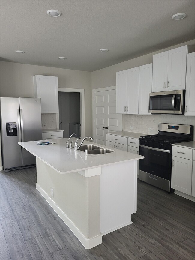 Foto del edificio - 5611 Madden Ln