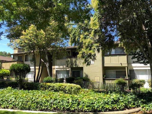 Building Photo - Foothills Apartments