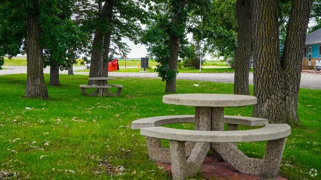 Foto del edificio - 605 30th Ave W