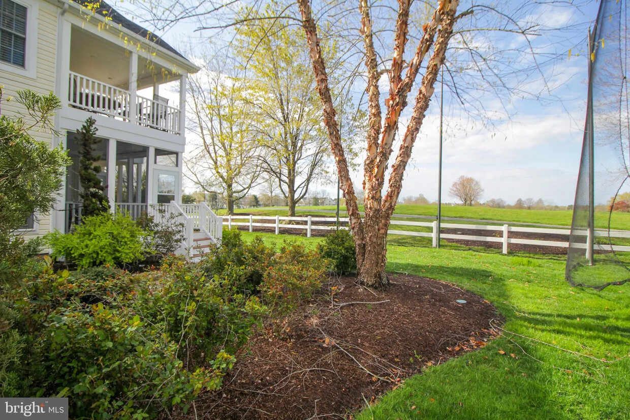 Building Photo - 24606 S Topline Way