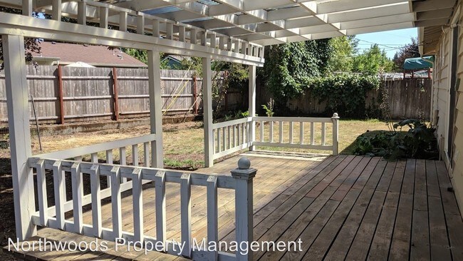 Building Photo - 3 br, 2 bath House - 365 Marion Lane