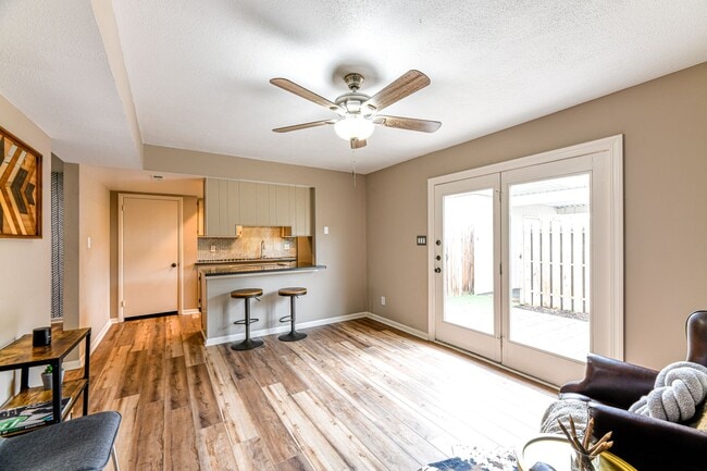 Building Photo - Knoxville 37919 - 3 bedroom, 2 bath home -...