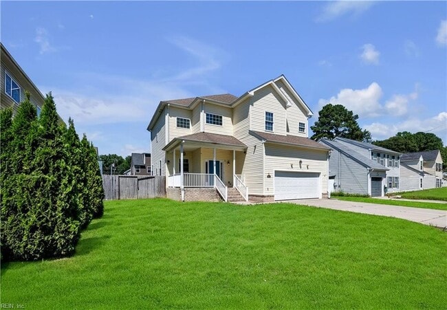 Building Photo - 4418 John St