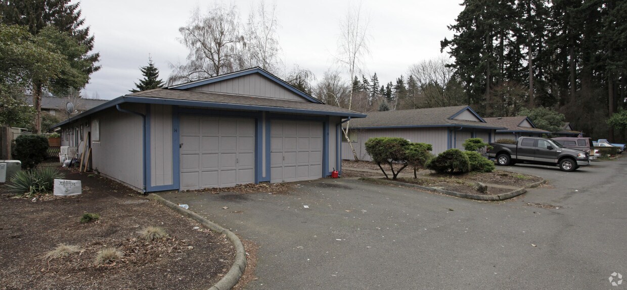 Building Photo - 2809 E 19th St