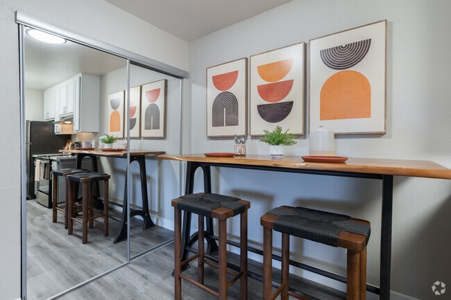 2 HAB, 2 BA: B1 - The Austin