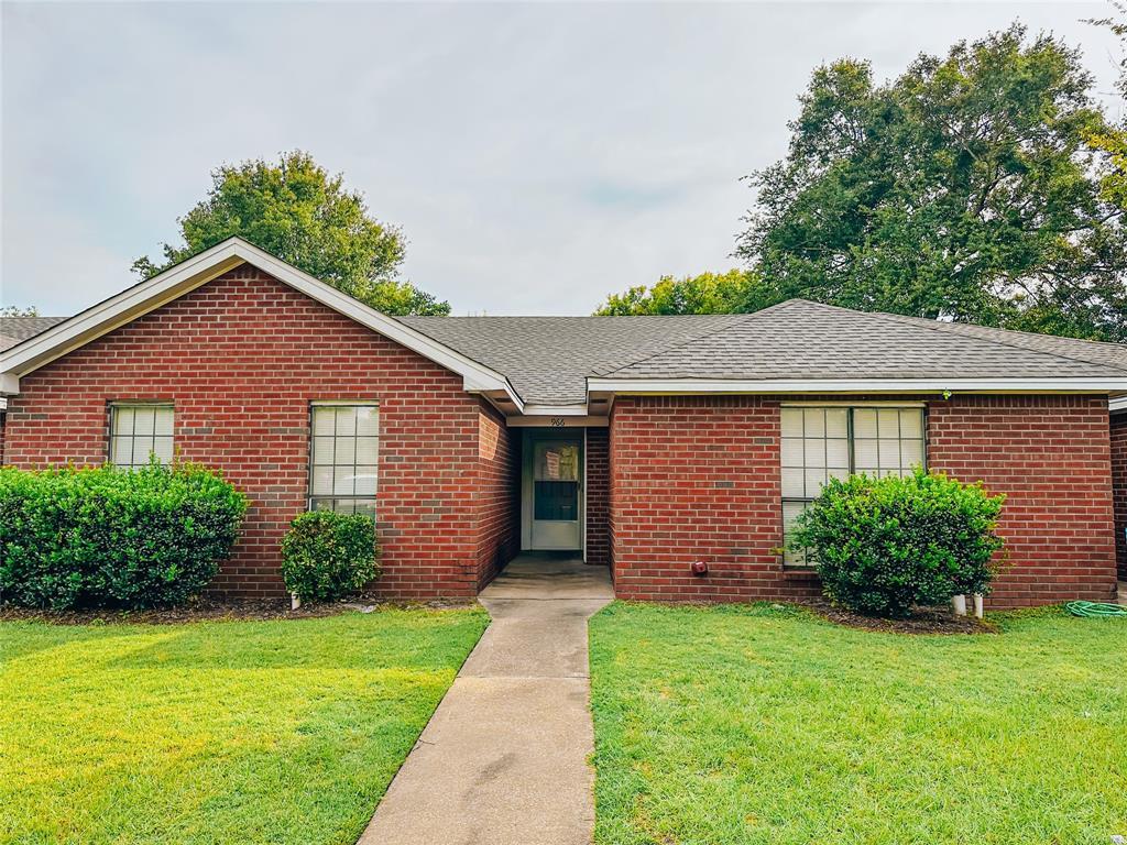 Foto principal - 966 Peachtree St