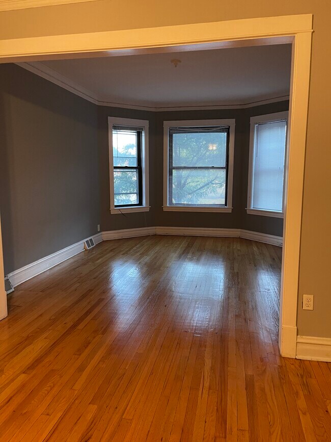 Foto del edificio - 5452 N Ashland Ave