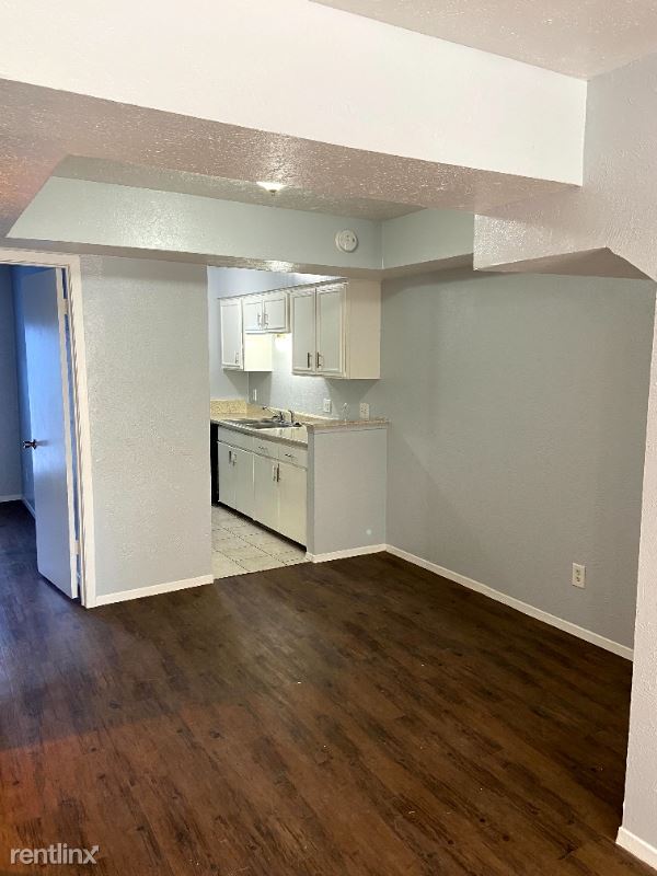 Foto del edificio - 236 Rolling Hills Pl