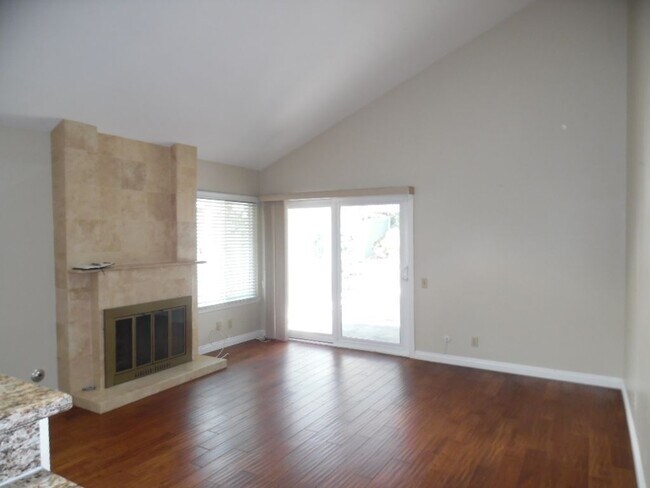 Foto del edificio - 2595 Branch Ln