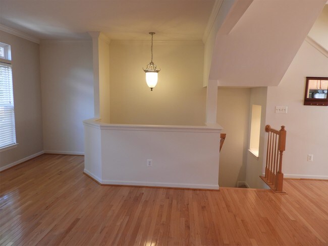 Building Photo - 926 Bing Ln