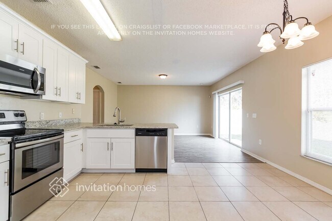 Foto del edificio - 654 Bluebill Ct