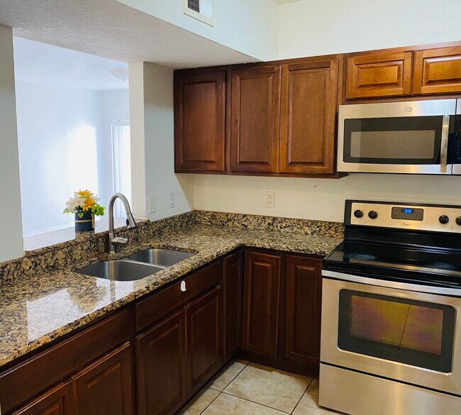 Building Photo - 483 Las Cortes Lane, Unit 101