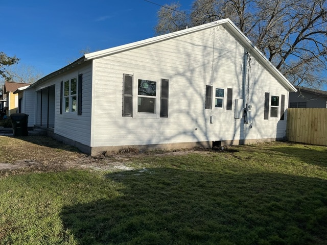 Building Photo - 1003 Ave G