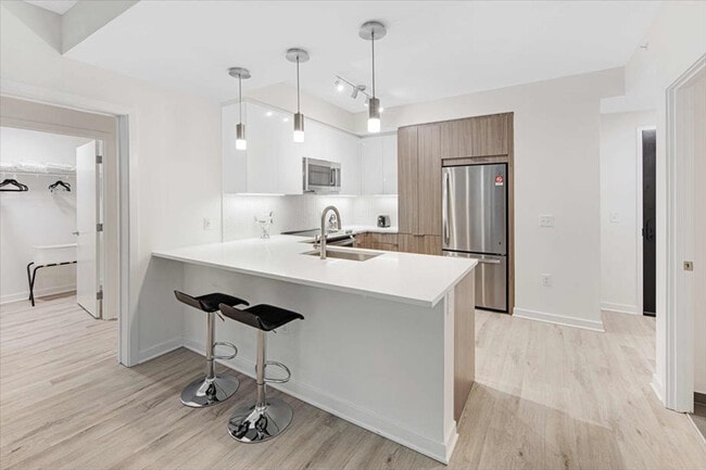 Building Photo - 1051 First St NE