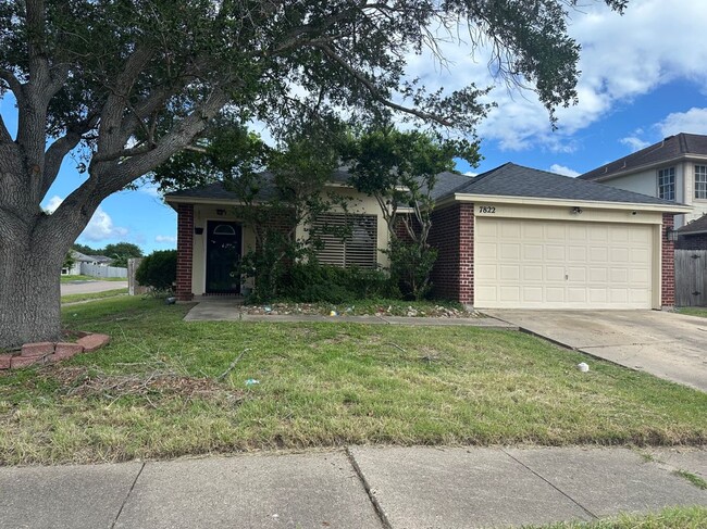 Building Photo - 7822 Fox Dr