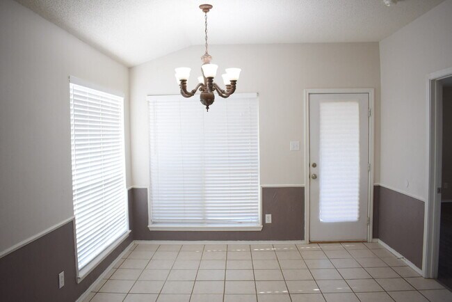 Foto del edificio - Beautiful Home in Frenship School District