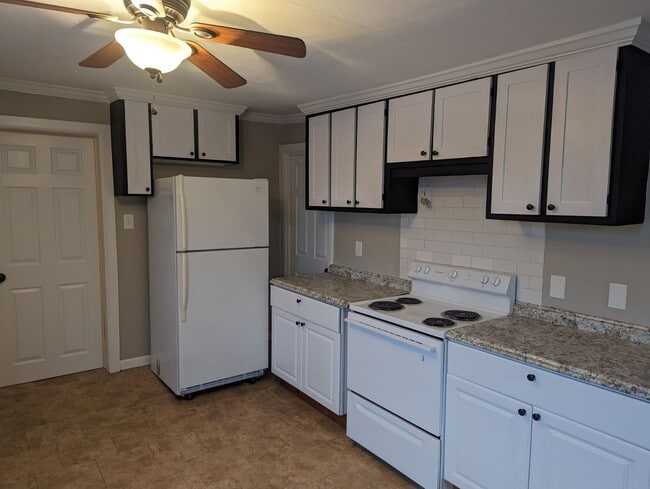 Appliances - 8 Summit St