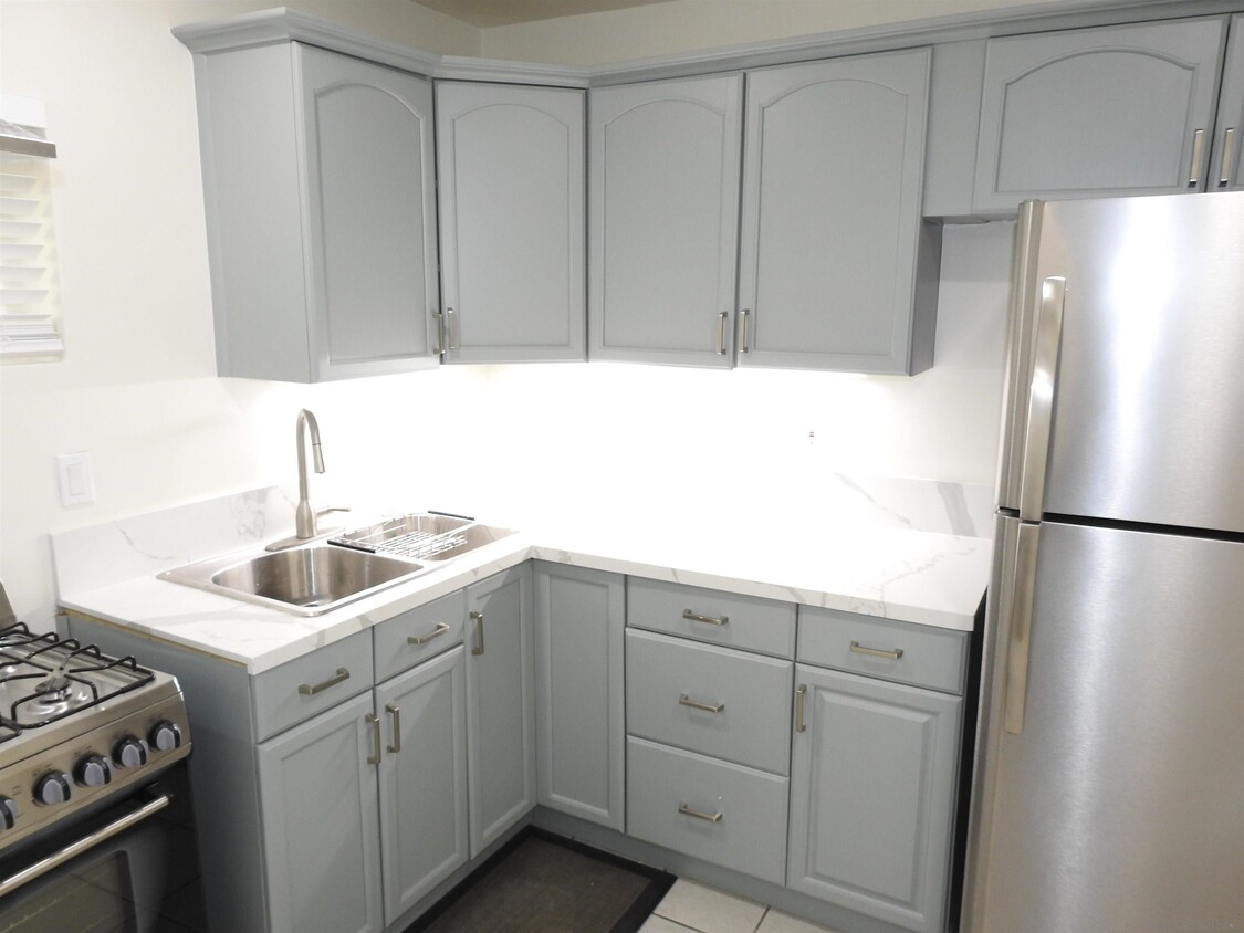 Foto principal - 2966 E St