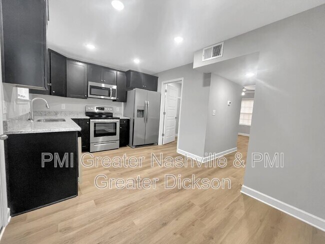 Foto del edificio - 826 Old Charlotte Rd