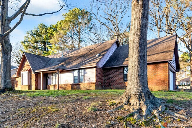 Building Photo - 4 br, 3 bath House - 5672 Remsen Cv