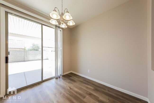 Building Photo - 13615 W Canyon Creek Dr