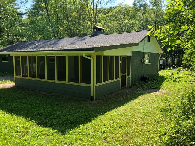 Photo - 5166 Sugar Camp Rd House