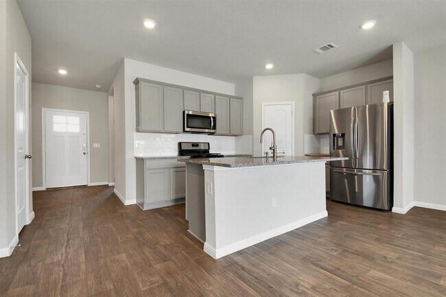 Foto del edificio - 19621 Ann Richards Ave