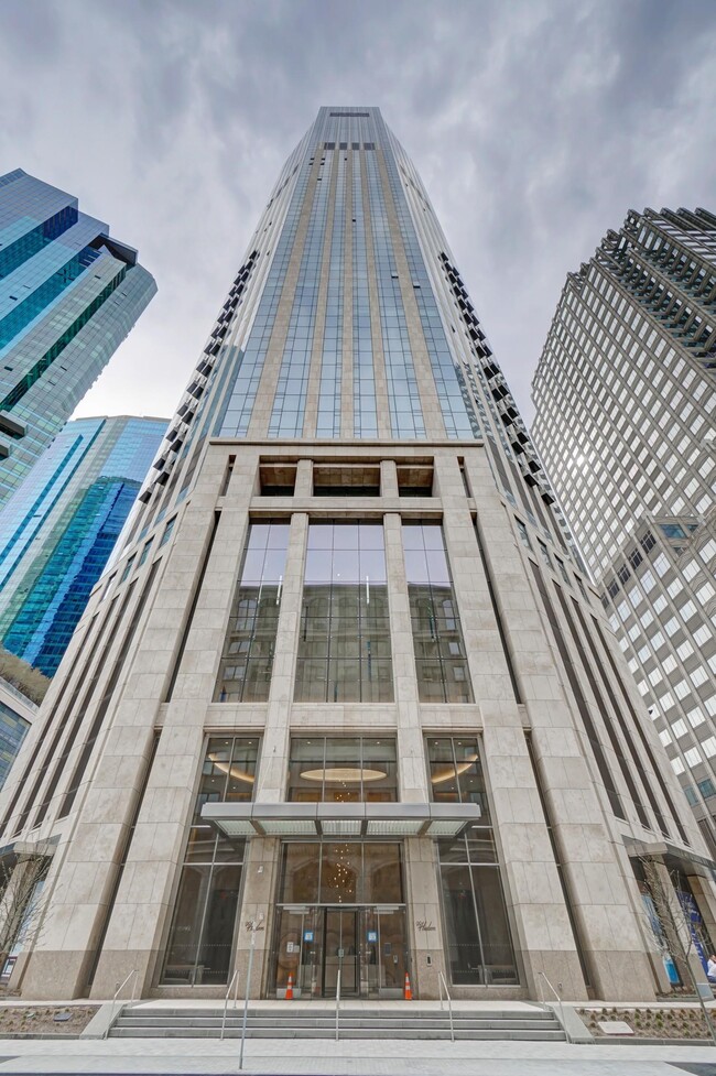 Building Photo - 99 Hudson St