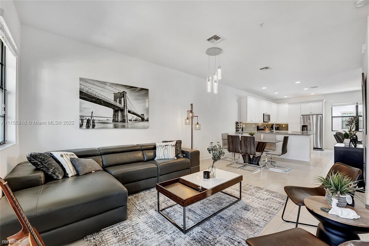 Primary Photo - 3 br, 3.5 bath Townhome - 11640 SW 13th Ct