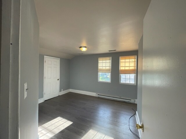 Bedroom 2 - 4601 Kenwood Ave