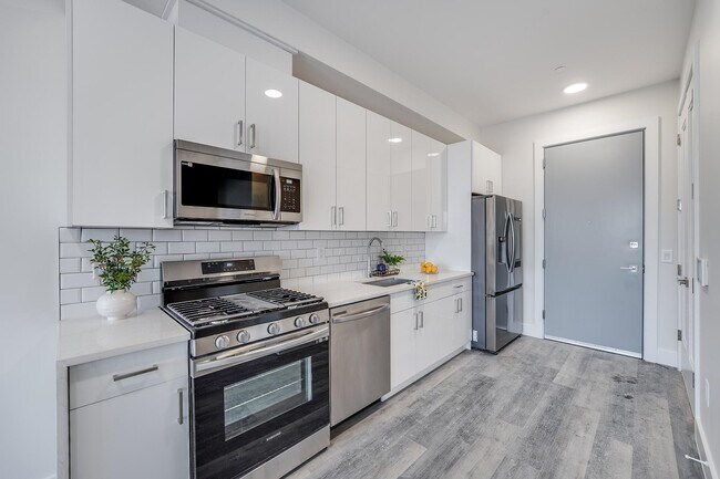 Foto del edificio - 3443 John F. Kennedy Blvd