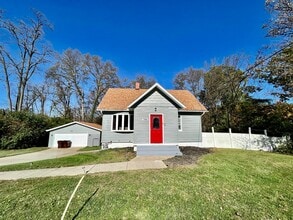 Building Photo - 7086 Tylersville Rd