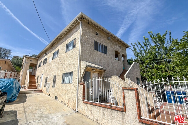 Foto del edificio - 3331 1/2 City Terrace Dr