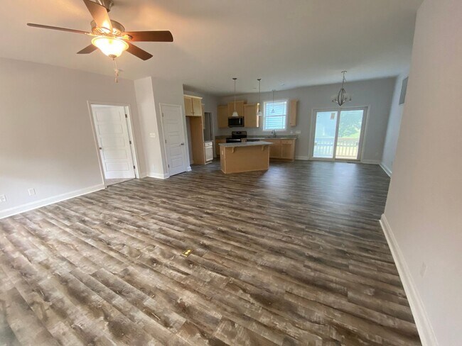 Building Photo - 3 Bedroom Single Family Home in Spotsylvania