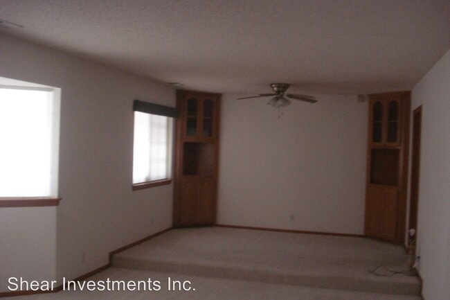 Building Photo - 3 br, 2 bath House - 14695 Riverside Dr