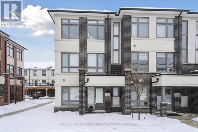 Building Photo - 1425 Bradenton Path