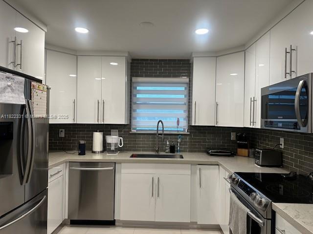 Building Photo - 9420 SW 55th St