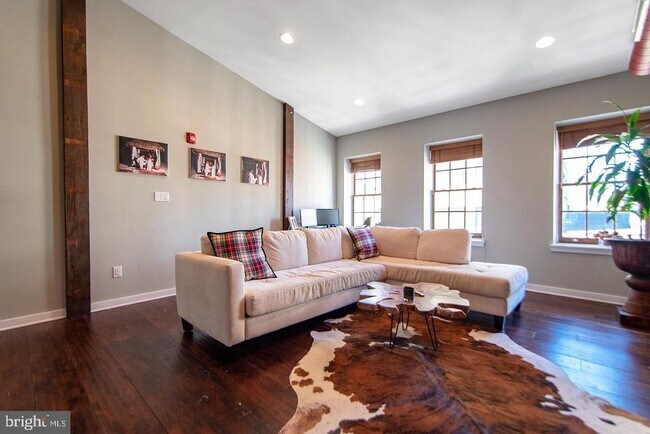 Foto del edificio - 19 N 3rd St